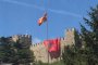   Поставиха голямо албанско знаме на Самуиловата крепост в Охрид 