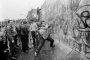 Изложба разказва за падането на Берлинската стена