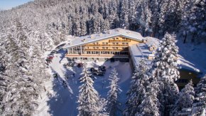 Курортът Мальовица притежава една от най-дебелите снежни покривки, което го прави притегателно място за любителите на ски и сноуборд