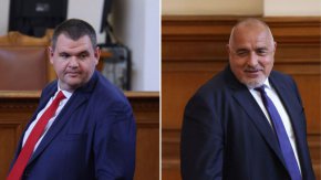 Лидерът на ГЕРБ Бойко Борисов не вижда проблем с отсъствието на президента Румен Радев от клетвата на новоизбраните конституционни съдии от квотата на парламента.