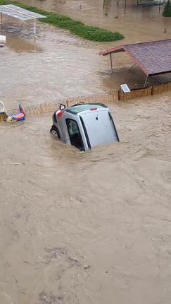 Потоп на плаж Нестинарка